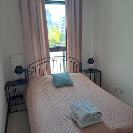 Apartment Przytulne Mieszkanie Z Miejscem Parkingowym Warsaw